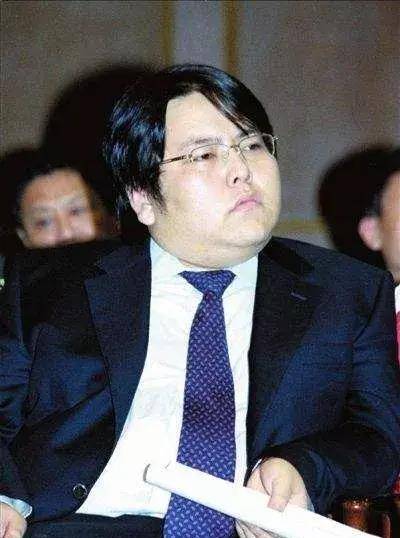 悲催的首富李海仓:48岁被发小枪杀,儿子11年败光百亿资产