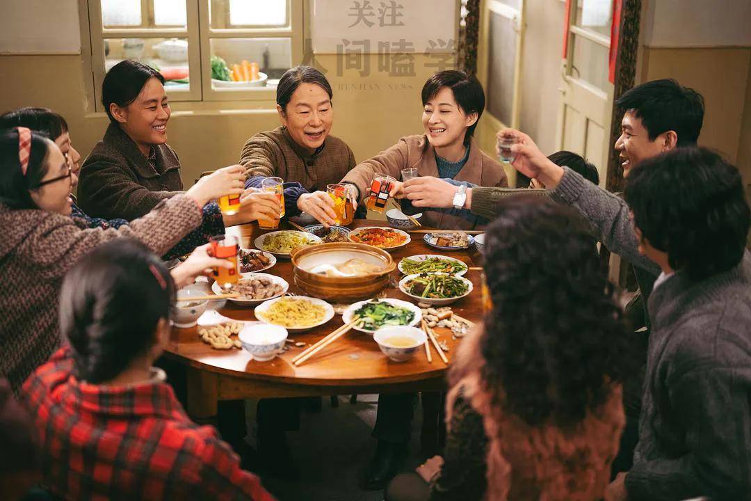 梅婷再演家庭剧,携手陆毅共演《六姊妹》烟火气十足,打造家庭年代剧新