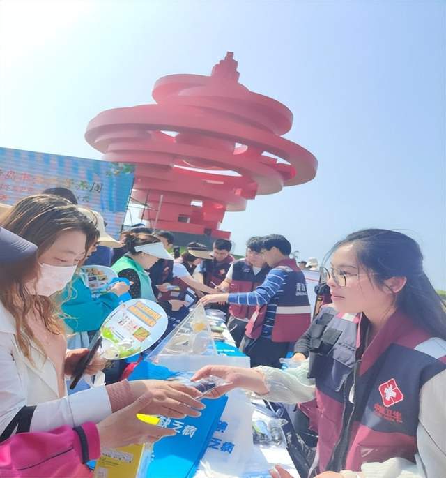 青岛市2024年全民营养周暨520中国学生营养日启动仪式顺利举行