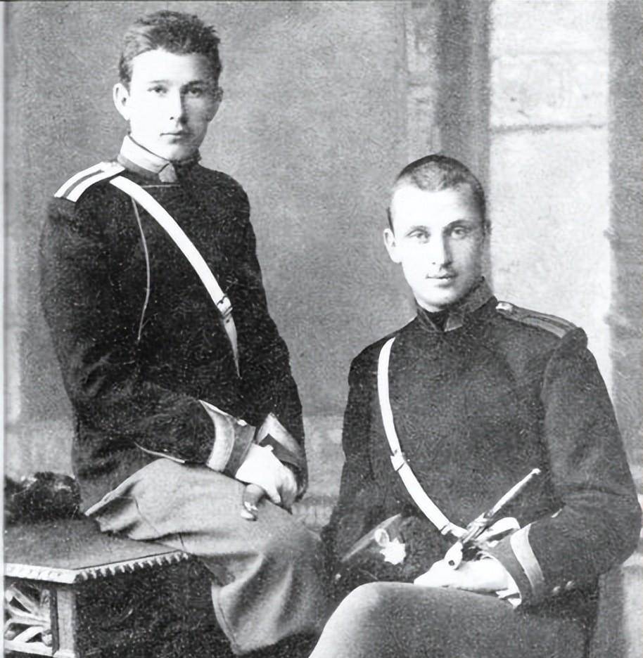 瑞典国王卡尔十一世卖过命,得到了瑞典男爵的封号,是芬兰居住的瑞典人