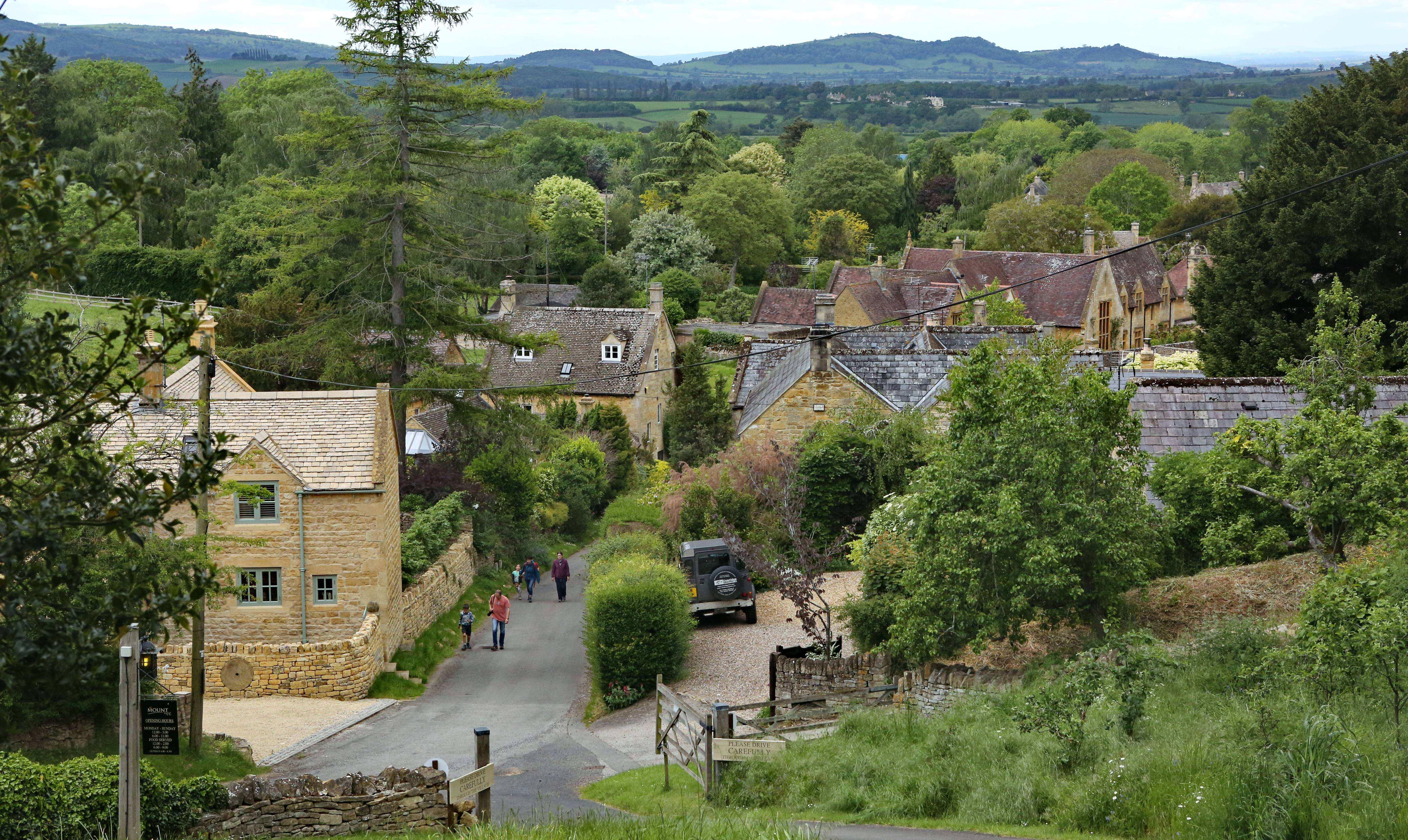 从萨莫拉边界分化的观点出发,浅谈主教领主制中农民分化的方式