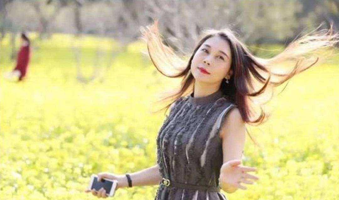 "蛇蝎美女"劳荣枝:3年杀害7人,潜逃20余年,如今