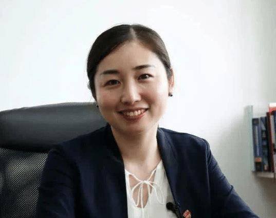 庄晓莹:德国留不住的天才,获得165万欧元奖金后,毅然回国任教