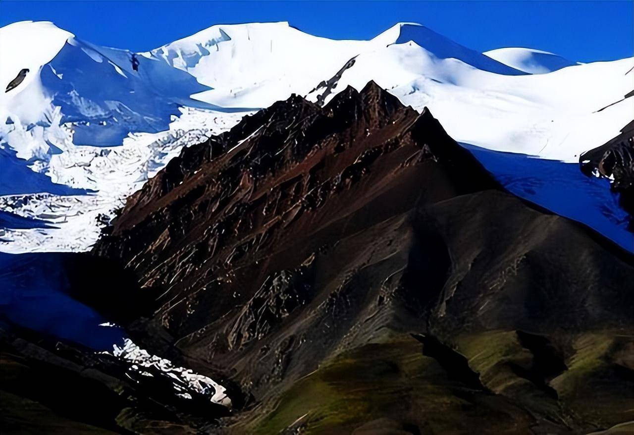 昆仑山究竟隐藏着什么秘密?曾有8千人被困,却仍有人不断前往