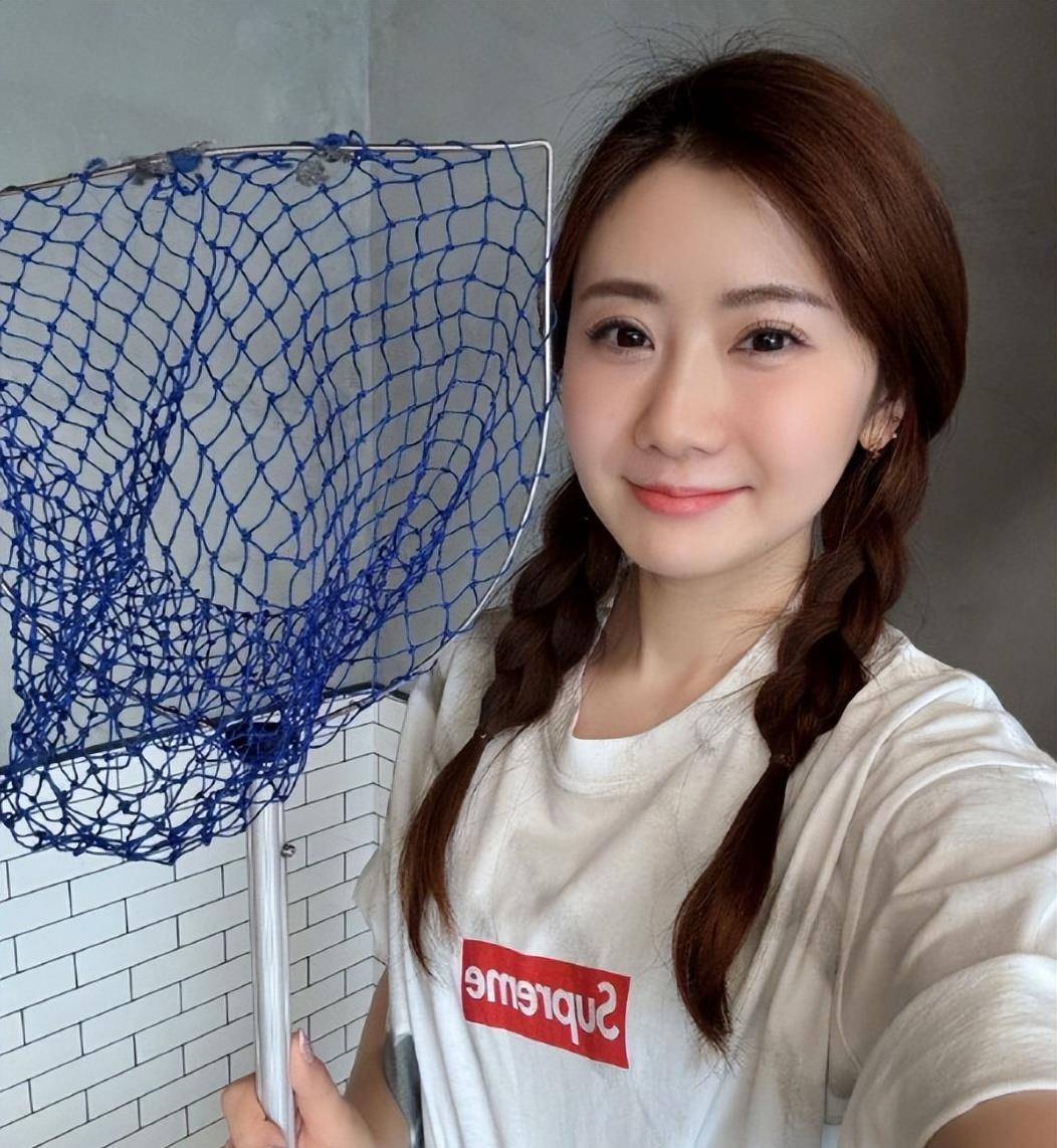 福原爱再战直播带货,网友:当年那个不服输的爱酱又回来了!