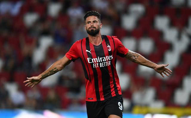 ac米兰在伊布退役和吉鲁离队后缺乏中锋核心,现在正在密切关注着齐尔