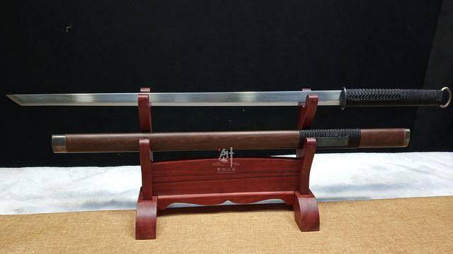 古代宝刀能削铁如泥,为啥科技进步后,现在的刀却做不到了