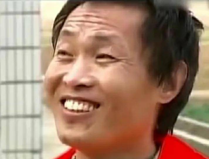 期间改嫁,他出狱后成为微笑杀手残忍杀害数名女性_李广钧_父母_妻子