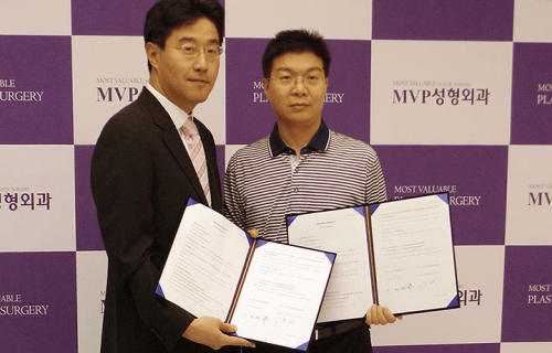 假体取出换自体脂肪丰胸:女性审美觉醒的前世与今生_冯斌_医生_技术