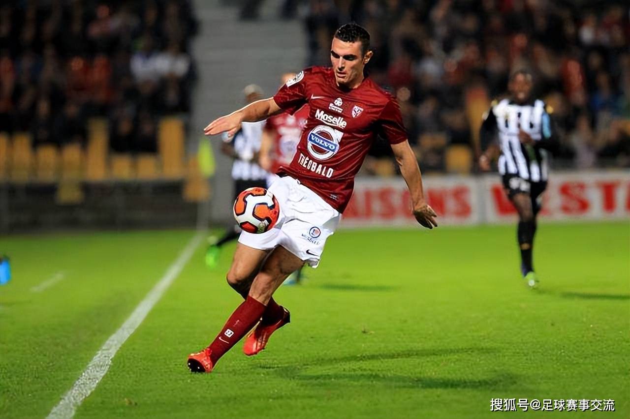 今日足球:甘冈vs拉瓦勒