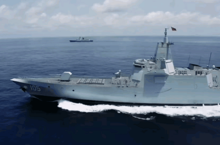 菲律宾海军司令部突然收到消息,称中国的055驱逐舰"大连"舰率领052d型