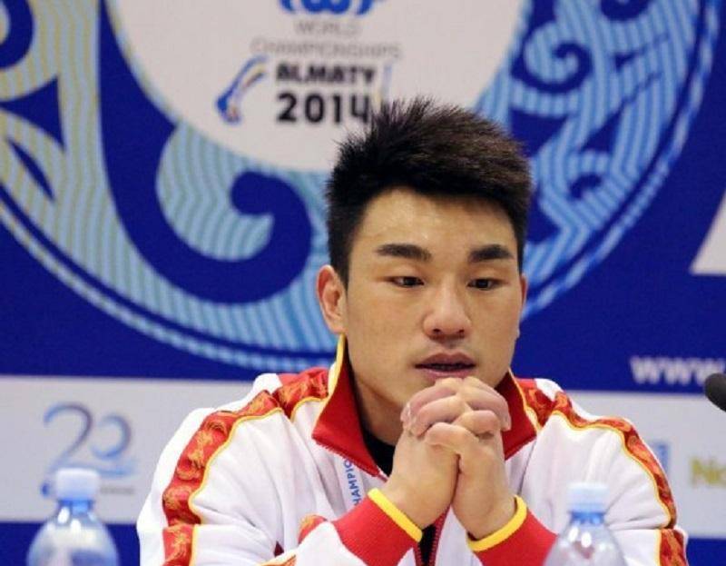 举重冠军廖辉:4次打破世界纪录,遭误判禁赛4年,今复出备战东京