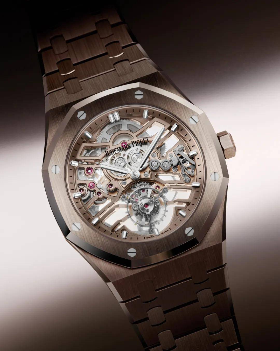 材质,色彩,直径,功能……今年要买什么表?