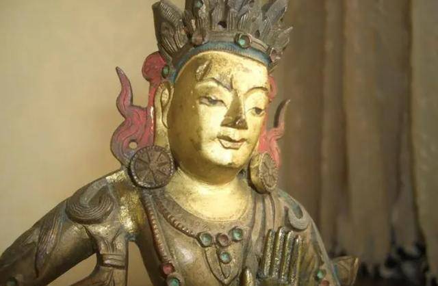 在古籍记载中,古代五台山信仰的显圣代表有哪些?