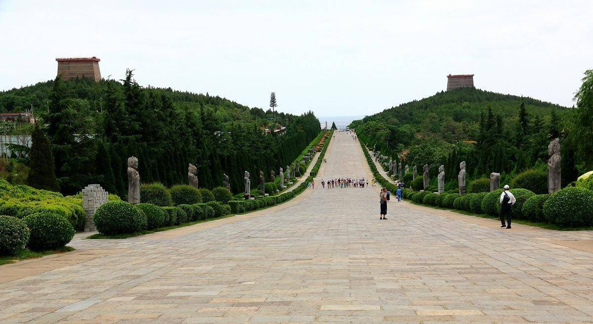 中国古代"最牛帝王墓":屹立1200余年,40万人都挖不动