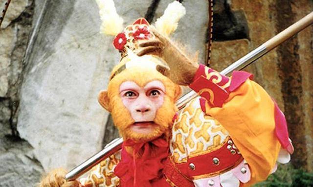 从佛教的角度而言,孙悟空有着如来佛祖和观音菩萨这样的顶级后台,在