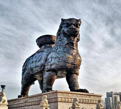 但关于铁狮子的记载,千年来一直备受争议,先秦文献中,因为铁狮位于