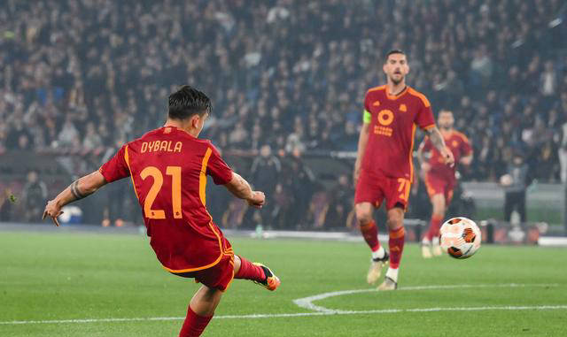 c罗或继续效力利雅得转会迪巴拉卢卡库_罗马_欧元_切尔西