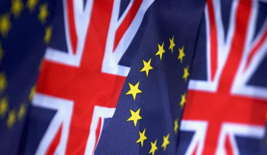 惨遭欧洲各国"抛弃"的英国,后悔脱欧了吗?_欧盟_国家_经济