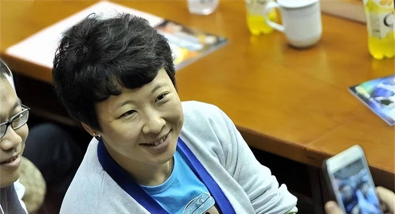 朱婷家庭现状:县城虽买房,父母仍坚持住乡下,供妹妹在京读书