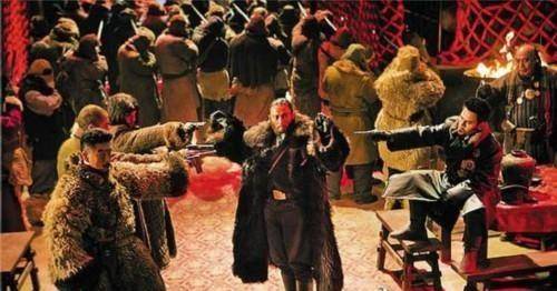 民国时期东北大股土匪团伙中的"四梁八柱"是指什么?