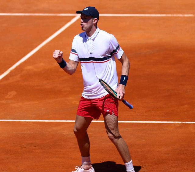 西西帕斯惨遭逆转出局!网友:扶不起的"阿斗"