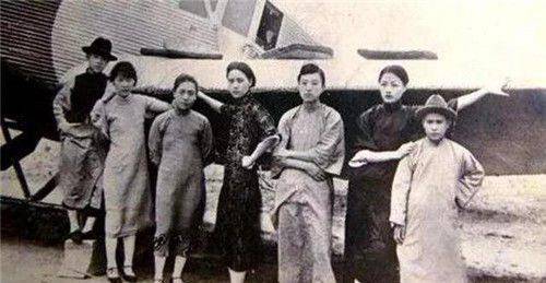 民国军阀张宗昌:迎娶白俄美女5姐妹陪侍,写的诗词堪称空前绝后