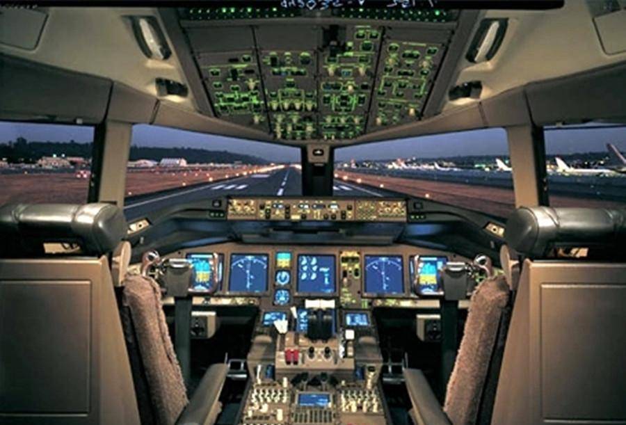 波音757能坐多少人图片