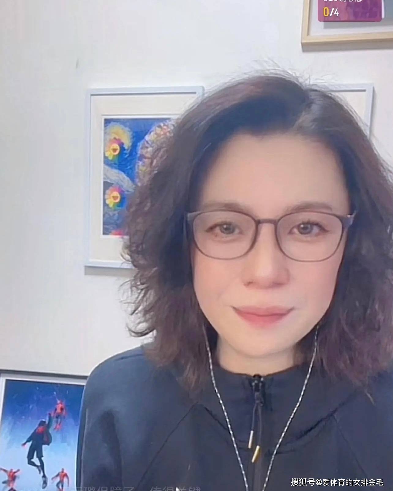 王珂直播间为蔡斌落泪!蔡斌能力不足,请自觉辞去女排主帅职位