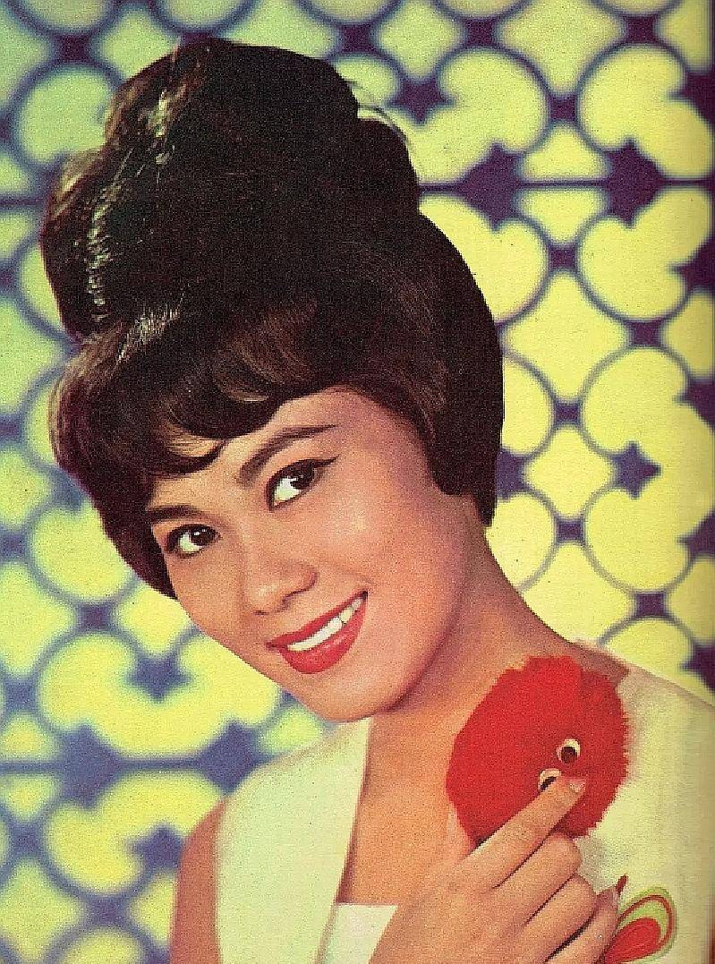 张爱玲太逗了,电影《南北一家亲》:笑星梁醒波与刘恩甲斗演技