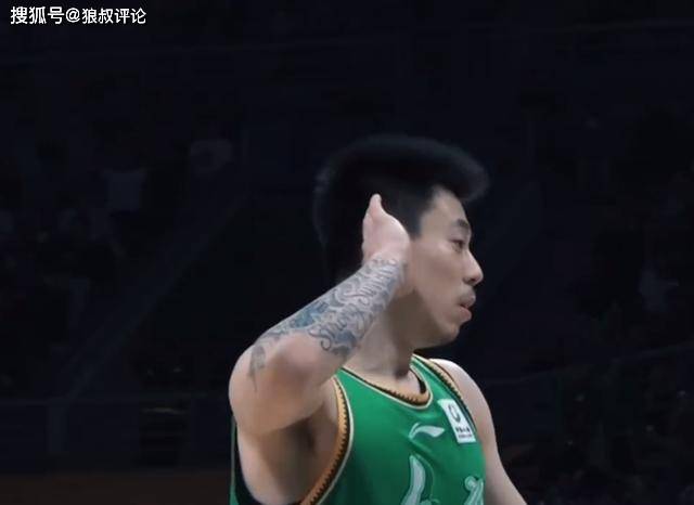 没有一个好下场!四川主场dj后 新疆解说调侃张镇麟妈妈遭重罚