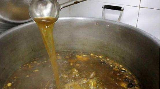 "百年卤水"真的不会变质不发酸,到底卫不卫生?内行人说出真相