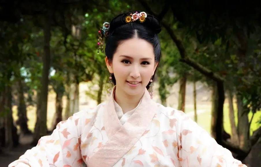 刘备的甘糜两位夫人,有多倾国倾城?廖化杜远两人想一人分一个