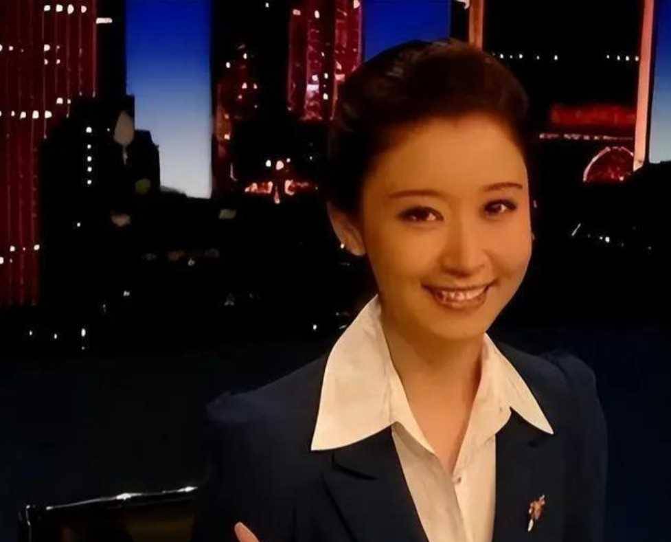 他的事迹鼓舞着无数年轻人勇敢追求梦想,不懈努力.