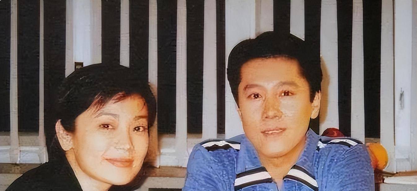 蔡国庆背后的贵人,藏了30年的妻子,为其生俩优秀儿子_那英_老婆_薛白