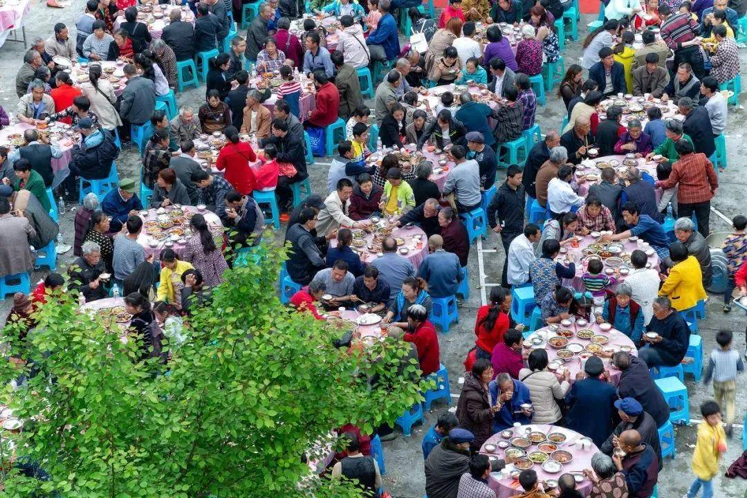 四川农村的坝坝宴,才是川菜的精髓!_肘子_宴席_甜烧白