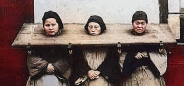 百年前刑场是何模样?赴刑场匪首面露笑容,浸猪笼的女子充满绝望