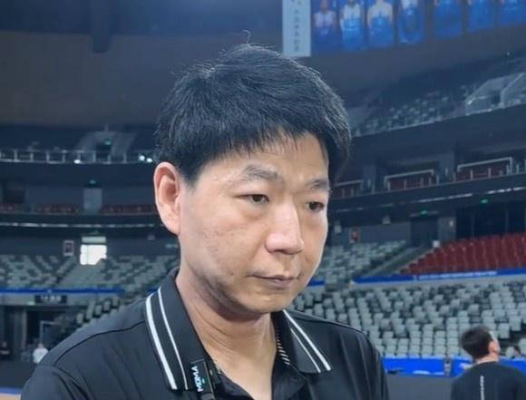 cba最新动态:mvp缺席训练,郭艾伦幽默回答,杨鸣倡导减少失误