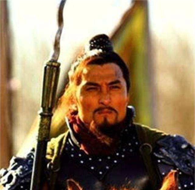 之间,但是关胜出场时给人的压迫力太强,上来就捉了梁山的水军头领张衡