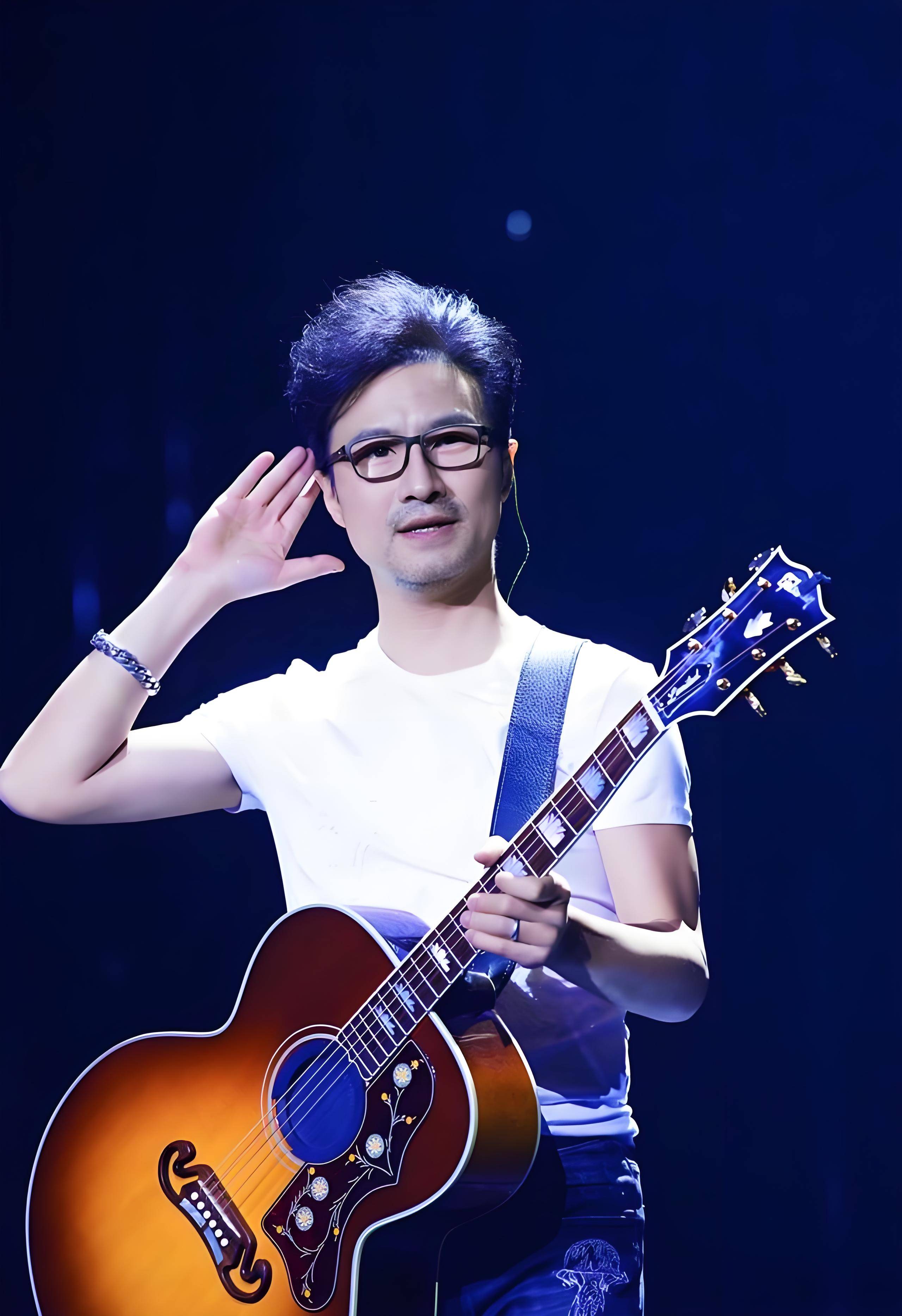 汪峰新女友曾参加《非诚勿扰》,对华晨宇的喜爱,会影响她与汪峰的感情