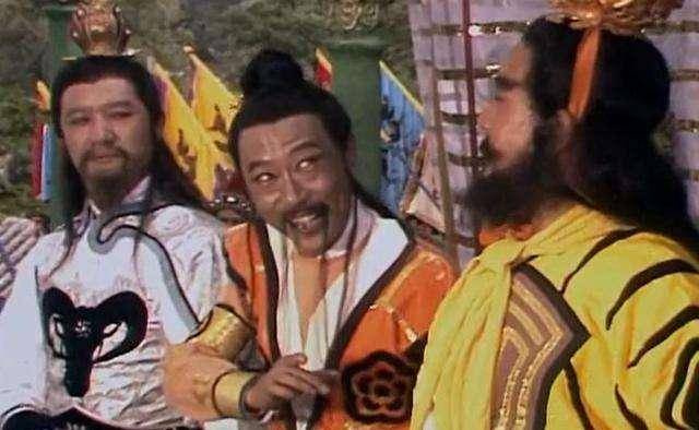 孙悟空杀三清弟子,扔三清像进粪坑,咋没受惩罚?背后势力有多大