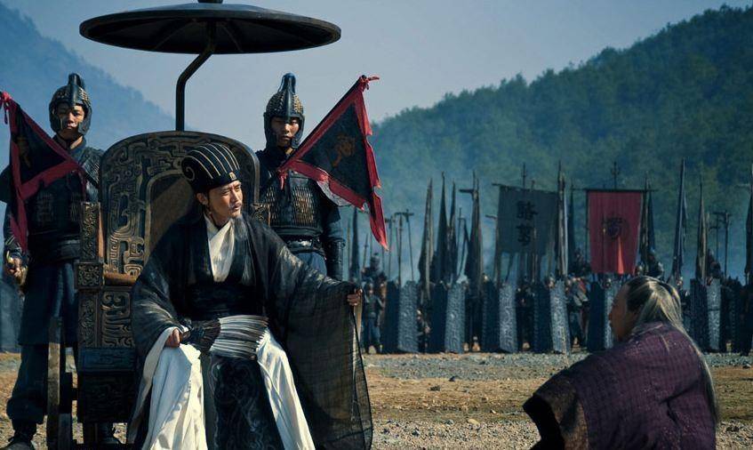 的10余万精锐战死了8万,令蜀汉损失了大批久经沙场的上将和精锐士兵