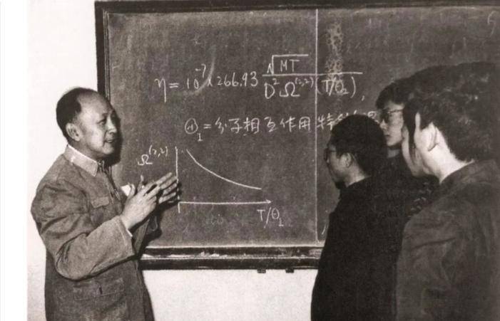 钱学森回国途中收到神秘电报:不要下船,50年后才知道是谁发的