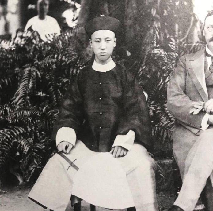 "最后的格格"韫欢,2004年去世,临终时说了溥仪不敢说的话_金志_皇帝