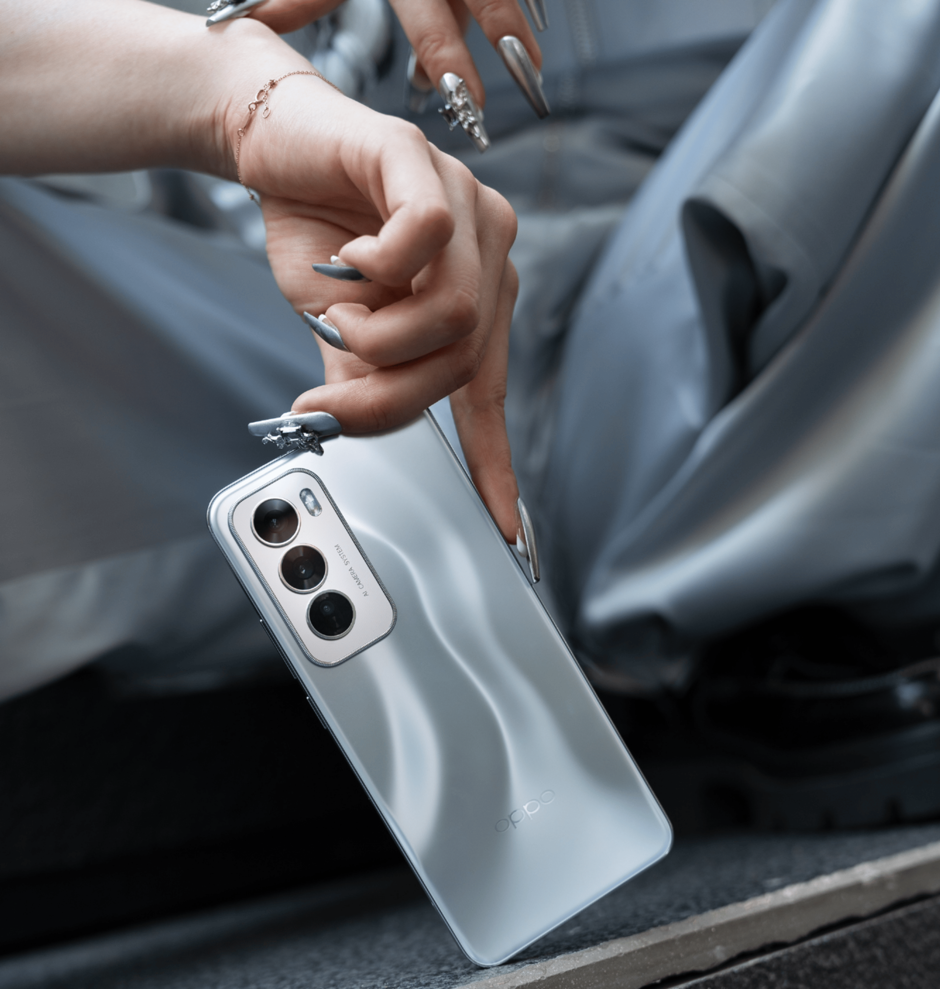 手绘新海报,曝光新片段,朱一龙《人生大事》长尾效应好绝_reno_电影