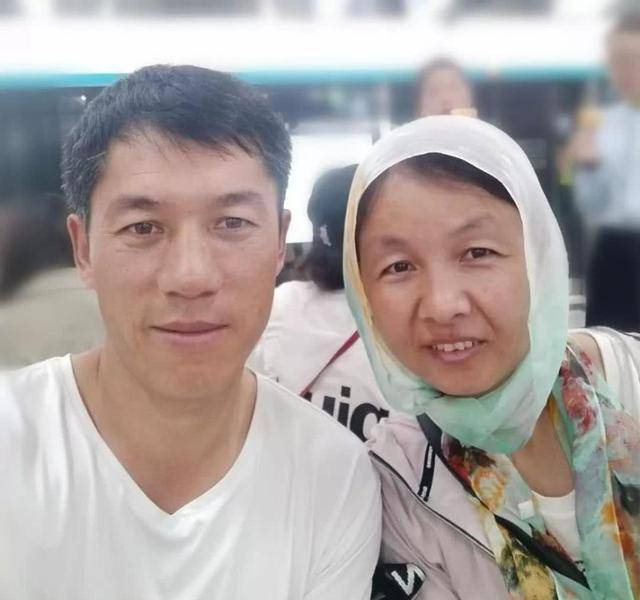 宁夏文科状元出身农村,没手机连微信都没用过,以总分688上北大