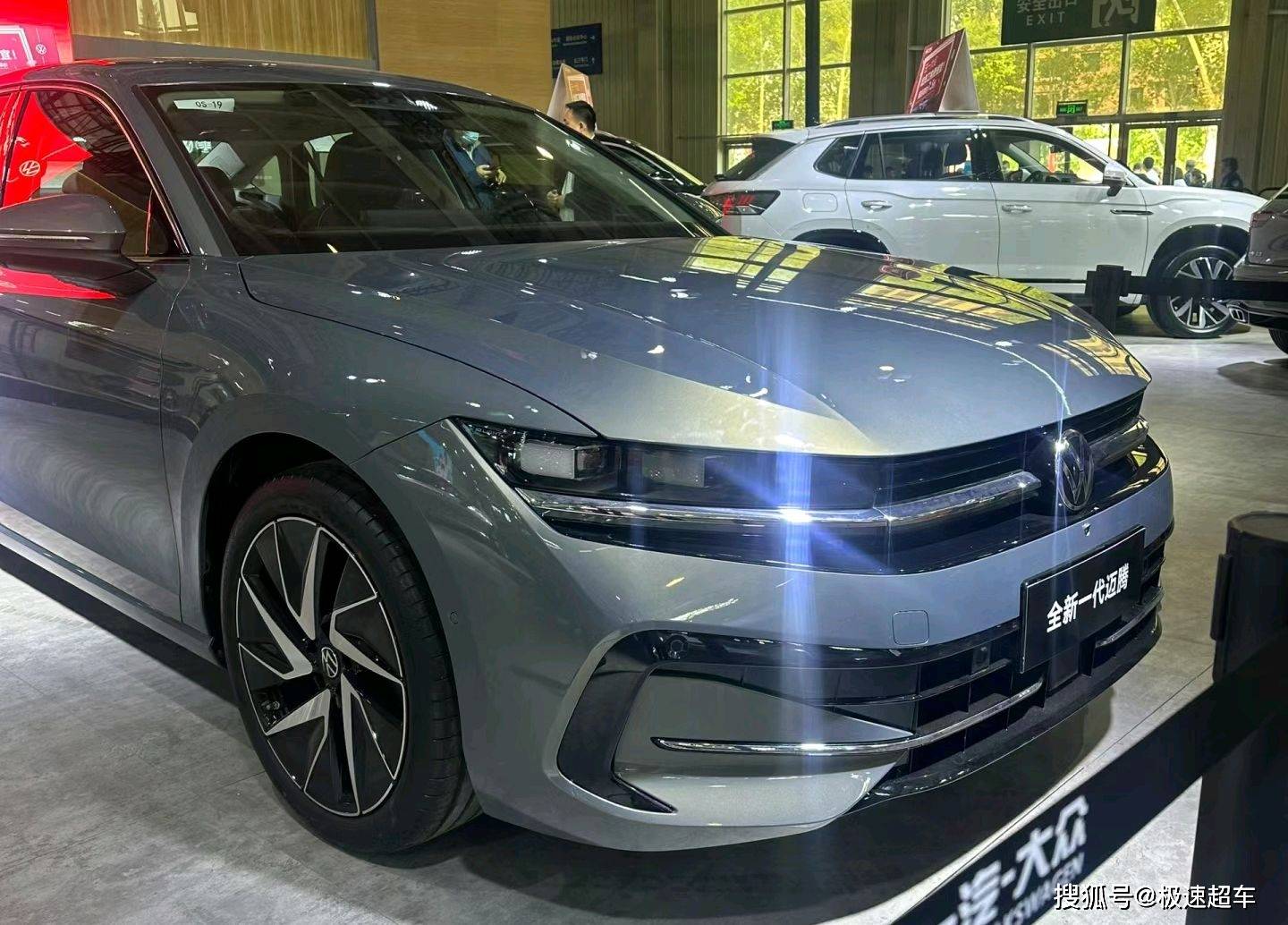 引领新风尚!全新大众迈腾即将公布"终端售价"