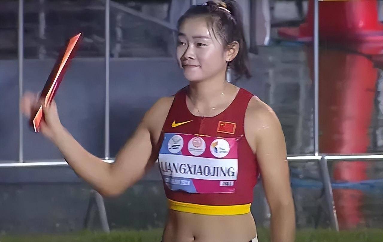 4×100米接力:中国男女队双双夺冠