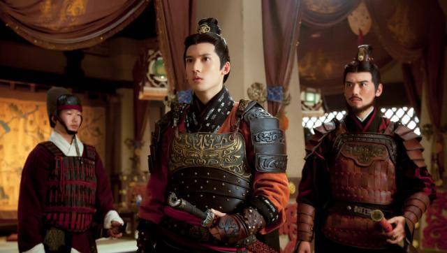 此人本是汉末第一良将,亲斩黄巾三大首领,存在感却低到微乎其微_皇甫