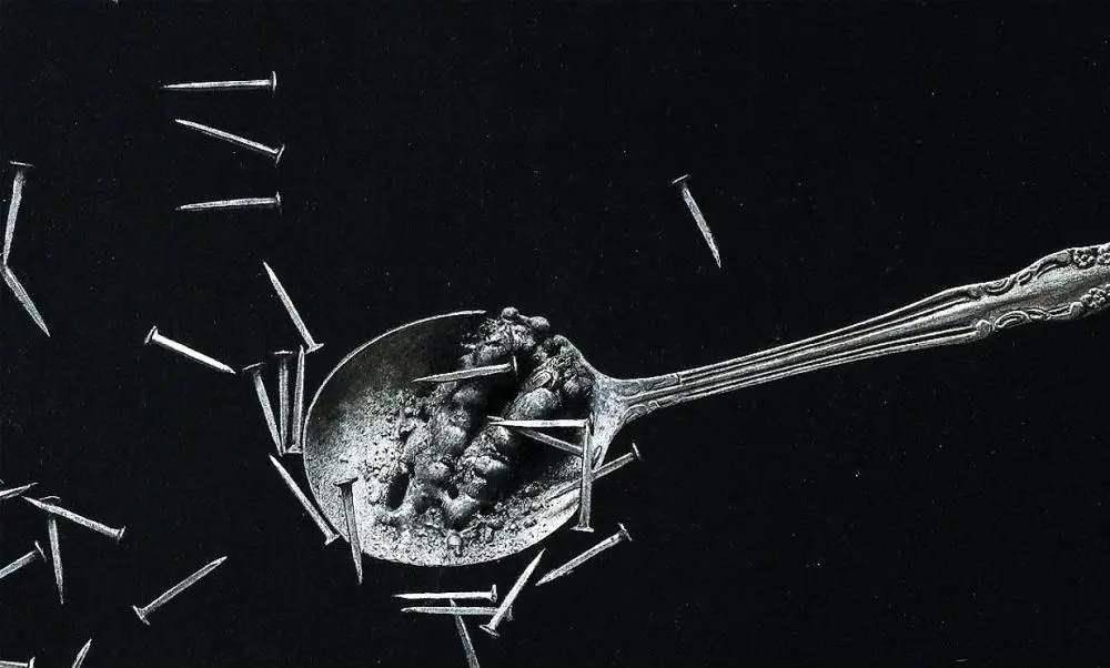 冷军画一根汤匙,一张网,一些铁钉,却卖161万,放大10倍会惊讶